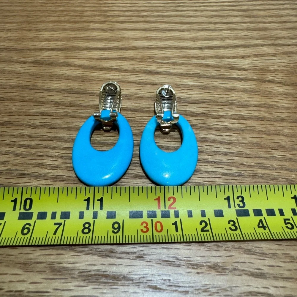 Vintage 1980s turquoise colored gold toned earrings with removable enhancers - Picture 3 of 5